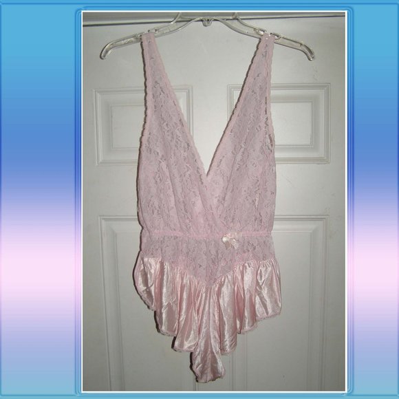 Vintage (NEW) Lace & Nylon Pink Teddy size Small - Picture 1 of 11